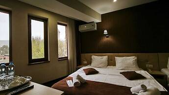 Hotel Voyager