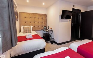 Sinclair's Bar, Lounge & Rooms