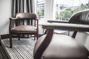Sinclair's Bar, Lounge & Rooms