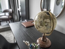 Sinclair's Bar, Lounge & Rooms