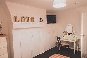 Discovery Suite - Simple2let Serviced Apartments