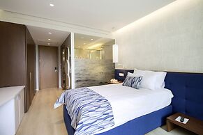 ROBINSON CALA SERENA