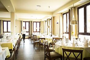 ROBINSON CALA SERENA