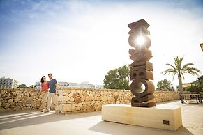 ROBINSON CALA SERENA