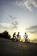 ROBINSON CALA SERENA