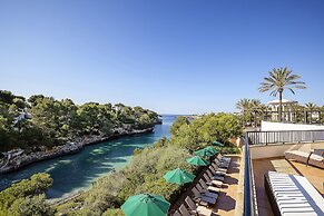 ROBINSON CALA SERENA