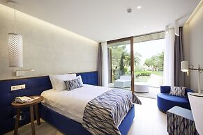 ROBINSON CALA SERENA