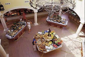 ROBINSON CALA SERENA