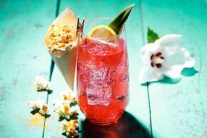 ROBINSON CALA SERENA