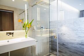 ROBINSON CALA SERENA