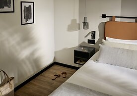 ROBINSON CALA SERENA