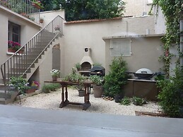 Le Logis Bed and Breakfast