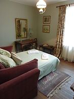 Le Logis Bed and Breakfast