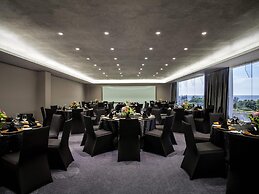 Pullman Miri Waterfront