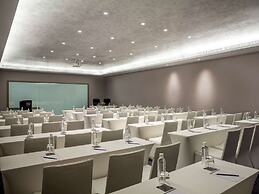 Pullman Miri Waterfront