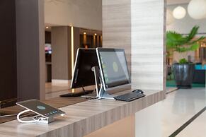 Pullman Miri Waterfront