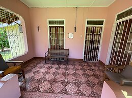 Little Shaw Park Guest House