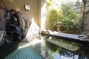 Ako Park Hotel