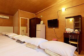 Kenting Dajianshan Wilderness Bungalow