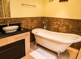 Oasis Hotel Restaurant & Spa