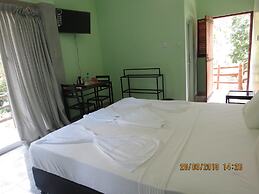 Sinharaja Birder's Lodge