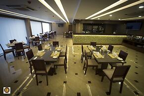 Elegant Hotel Pyi Thar Yar