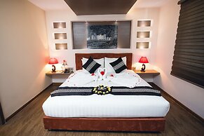 Elegant Hotel Pyi Thar Yar