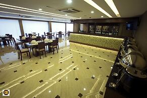 Elegant Hotel Pyi Thar Yar