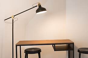 Top city center Lion Monument