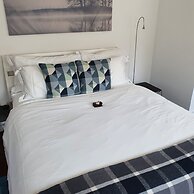 Top city center Lion Monument