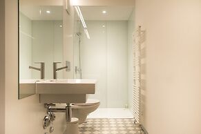 Top city center Lion Monument