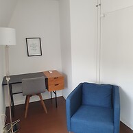 Top city center Lion Monument