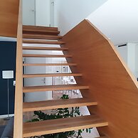 Top city center Lion Monument