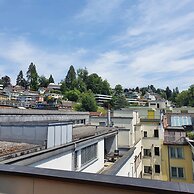 Top city center Lion Monument