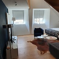 Top city center Lion Monument