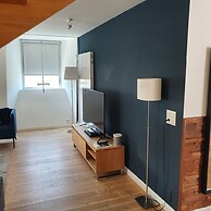 Top city center Lion Monument