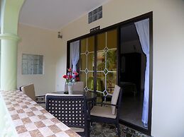 Green Palm Self Catering and Chalets