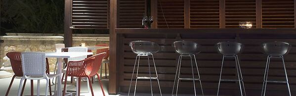 Niriides Luxury Villas