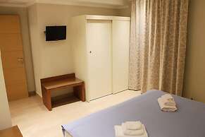 Niriides Luxury Villas