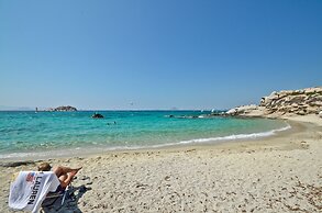 Ydreos Studios & Apartments