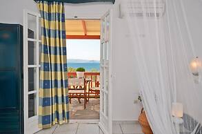 Ydreos Studios & Apartments