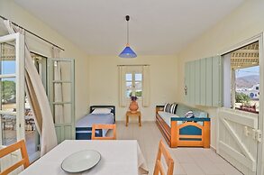 Ydreos Studios & Apartments