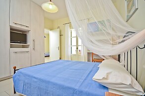 Ydreos Studios & Apartments