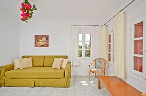 Ydreos Studios & Apartments