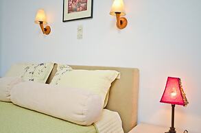 Ydreos Studios & Apartments