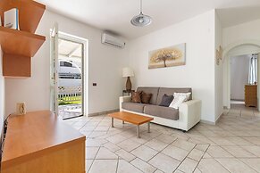 351 Villa Goccia by Barbarhouse