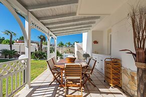 351 Villa Goccia by Barbarhouse