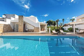 351 Villa Goccia by Barbarhouse