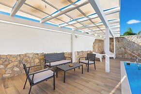 351 Villa Goccia by Barbarhouse