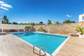 351 Villa Goccia by Barbarhouse